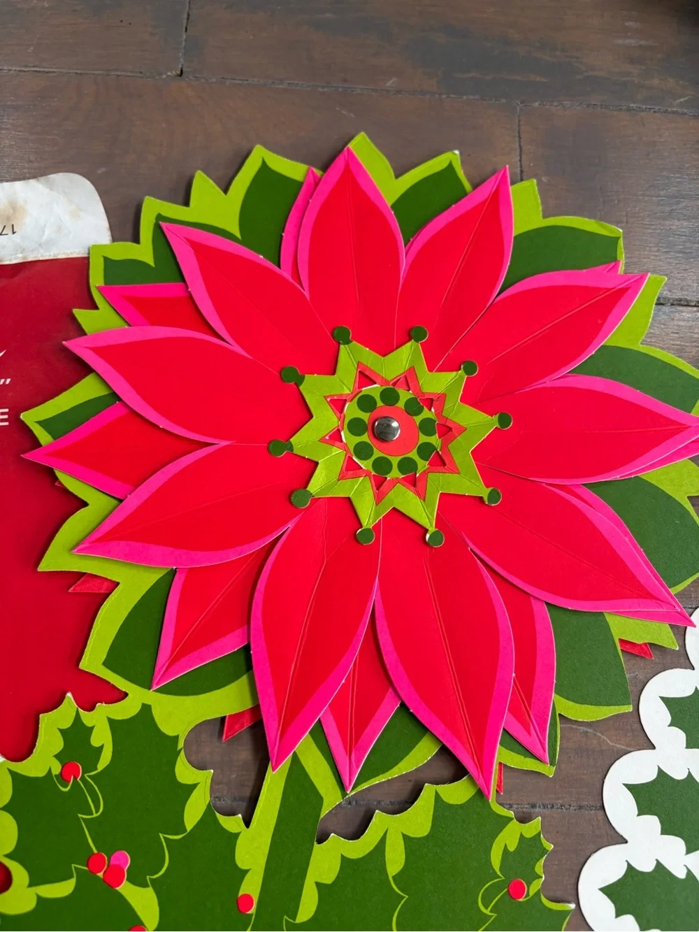Hallmark Pink & Green Poinsettia Centerpiece Kit 1970